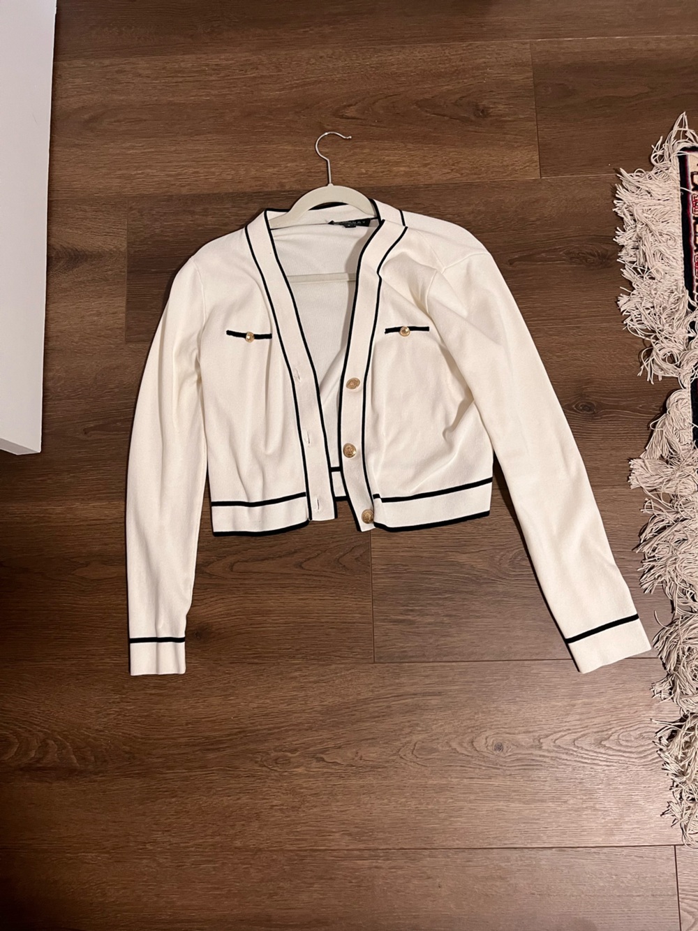 Classic White Contrast-Trim Women's Sweater
